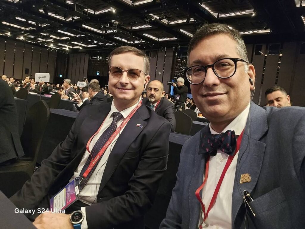 Photo 2 of 2: Attending as a guest panel chair at the 15th Korea Healthcare Congress 2024.