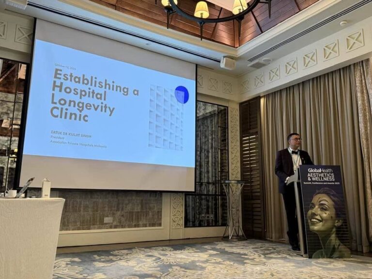 Photo 2 of 3: Working day in Singapore and chaired a panel on Surging Patient Demand and Medical Tourism.