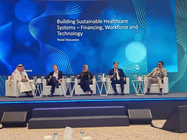 Photo 2 of 3: Global Health 100 CEOs Forum in Riyadh, Saudi Arabia