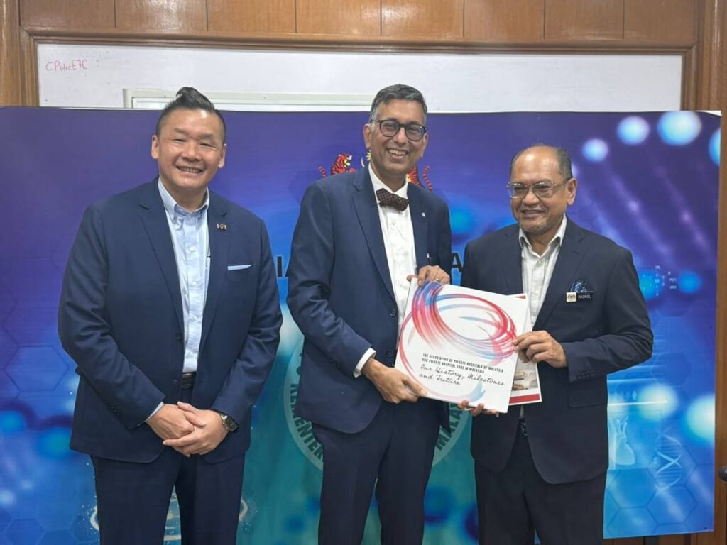 Photo 1 of 3: The Association of Private Hospitals Malaysia (APHM) Board held a constructive meeting with the…