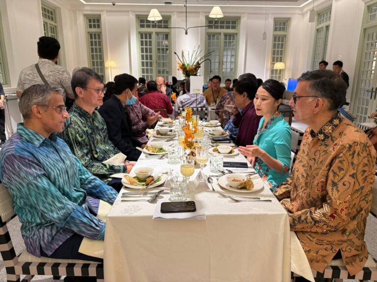 Photo 2 of 4: The Faculty of ENT Summit welcomed His Excellency Mr Vanu Gopala Menon, High Commissioner of Singapore…