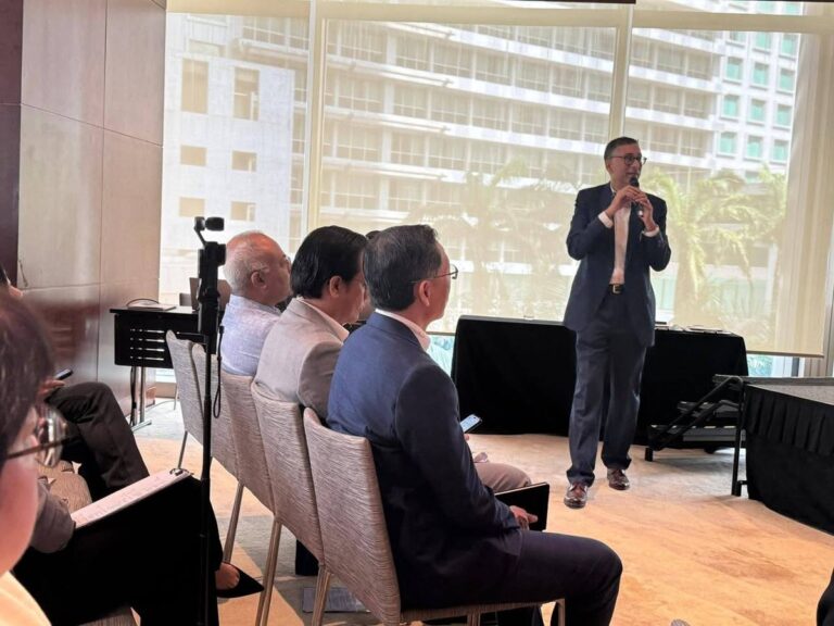 Photo 3 of 3: HEALTHCARE DIGITAL LEADERSHIP FORUM 2026 (jointly organised by IMU University and NUS ISS)
