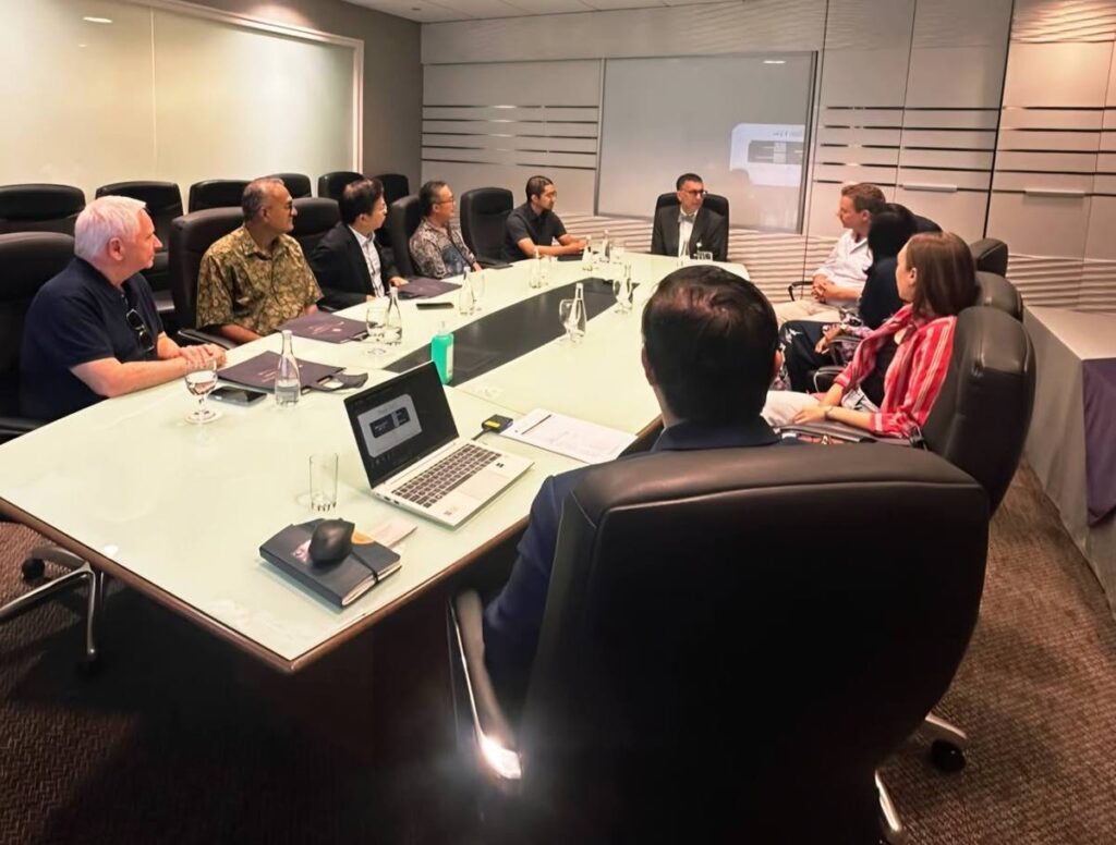 Photo 2 of 2: Hosted a hospital tour for global health connectors at Prince Court Medical Centre (Official) today with…